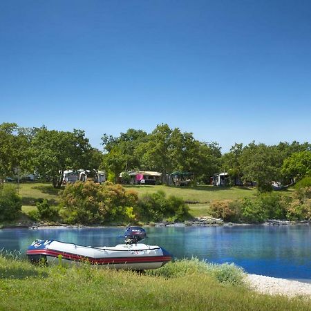 Victoria Mobilehome In Solaris Fkk Naturist Camping Resort Poreč Kültér fotó