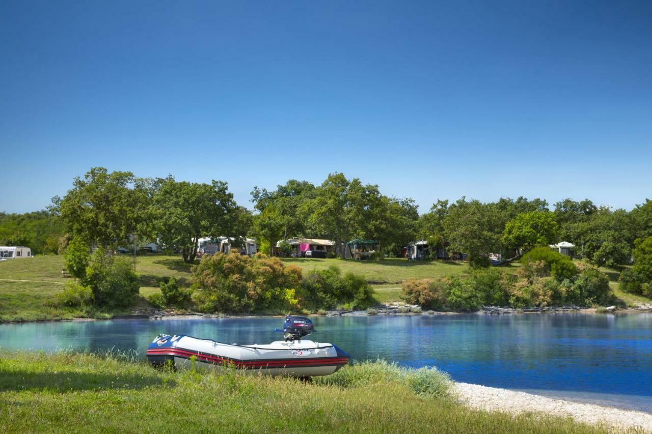 Victoria Mobilehome In Solaris Fkk Naturist Camping Resort Poreč Kültér fotó